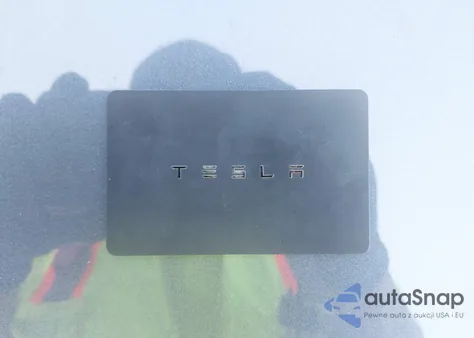 2020 Tesla Model 3 Performance Dual Motor All-Wheel Drive z USA, uszkodzony, nr VIN 5YJ3E1EC6LF719718